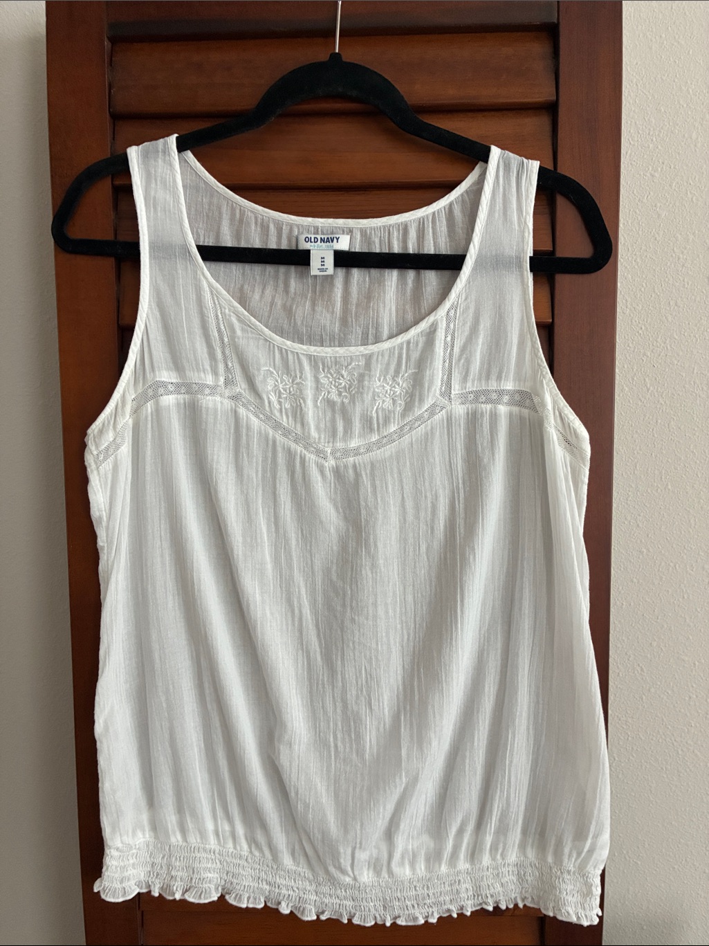 Old Navy White Embroidered Scoop Neck Tank